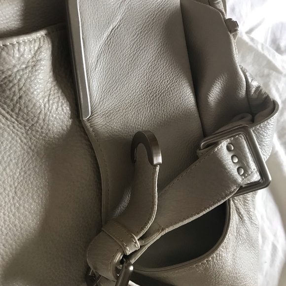 Kenneth Cole Shoulder Bag - Picture 8 of 8